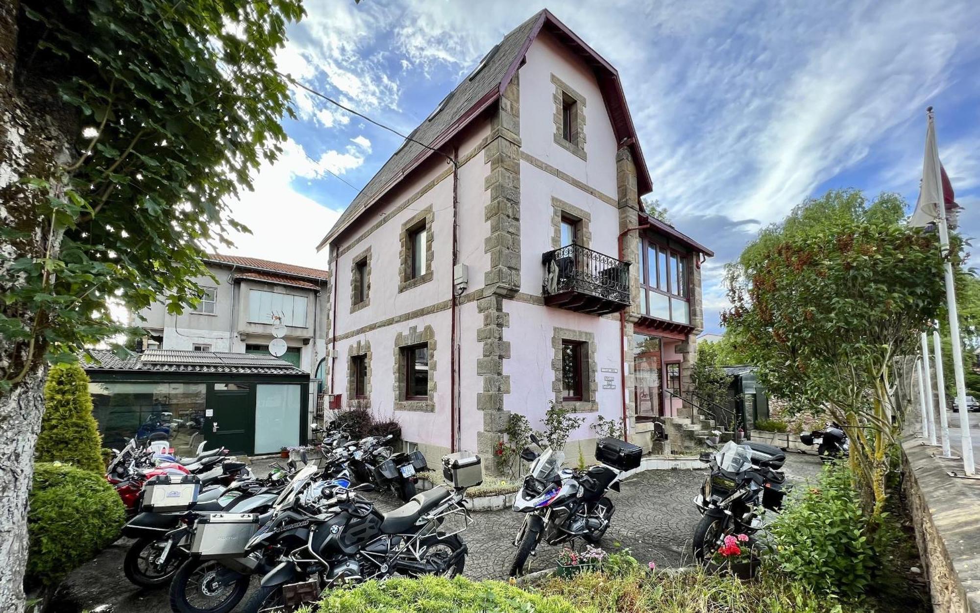 Posada Villa Rosa Reinosa Kültér fotó